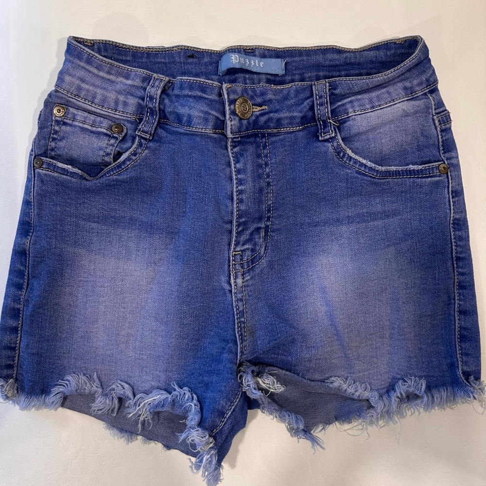 Puzzle blue jean shorts